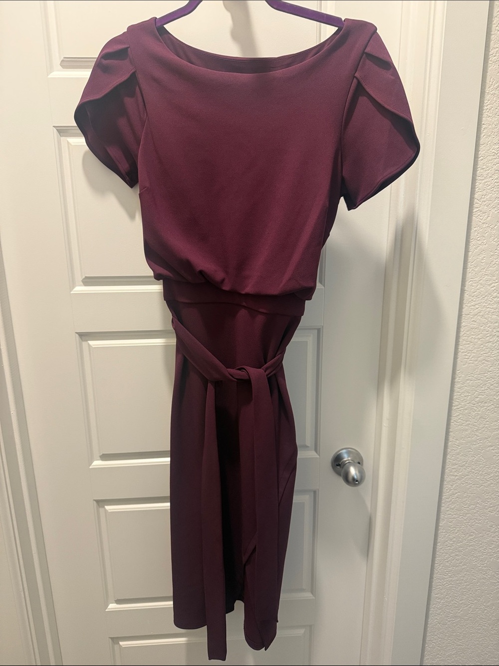 Kensie Burgundy Short-Sleeve Belted Midi Dress Size 4